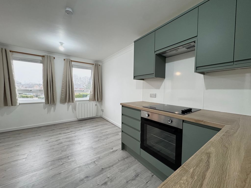 Property photo 2 of 8 Open Plan Living