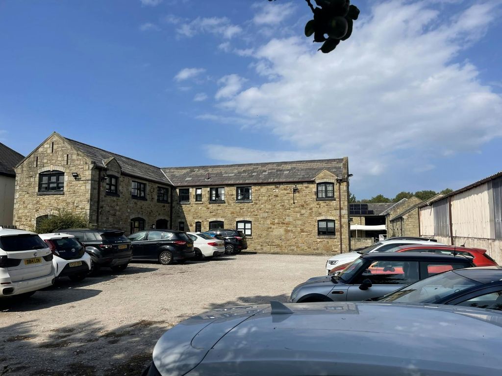 Property photo 3 of 9 Unit 3 Granary Crt External 2.Jpg