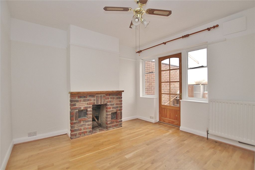 Property photo 3 of 11 Picture No. 06