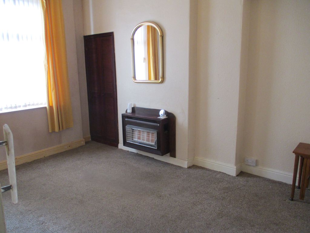 Property photo 2 of 30