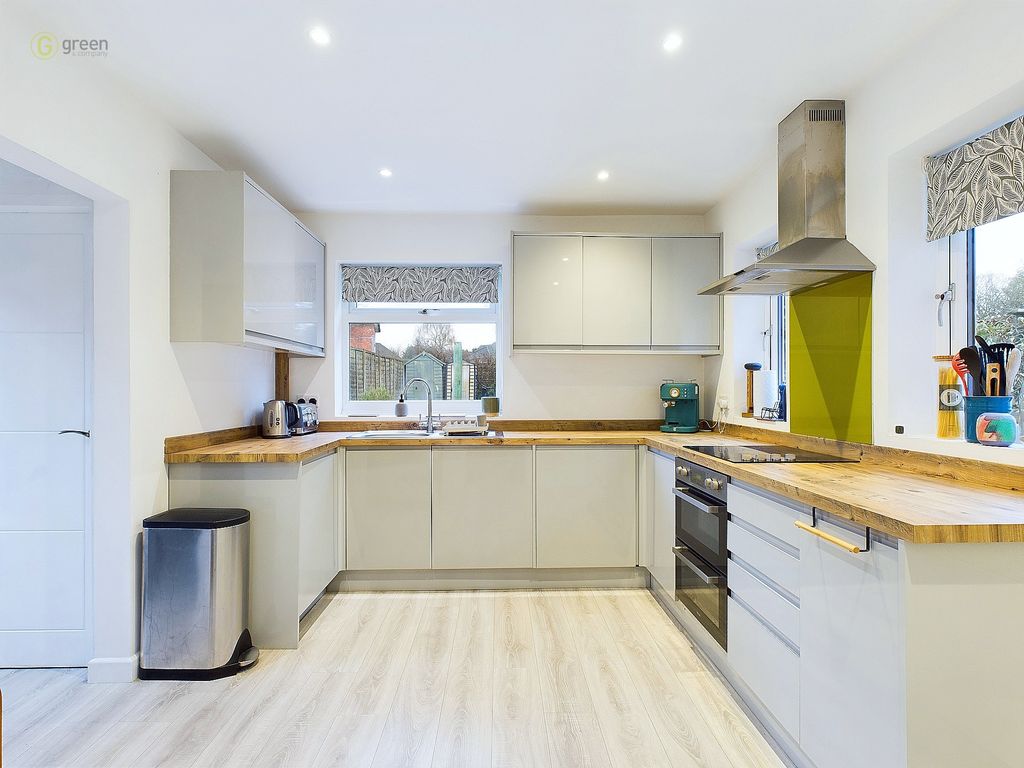 Property photo 3 of 18 Cam04914G0-Pr0037-Still005