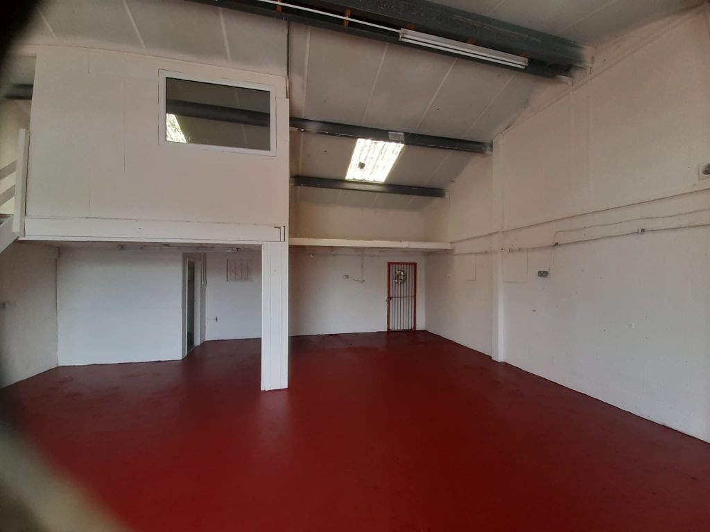 Property photo 2 of 13