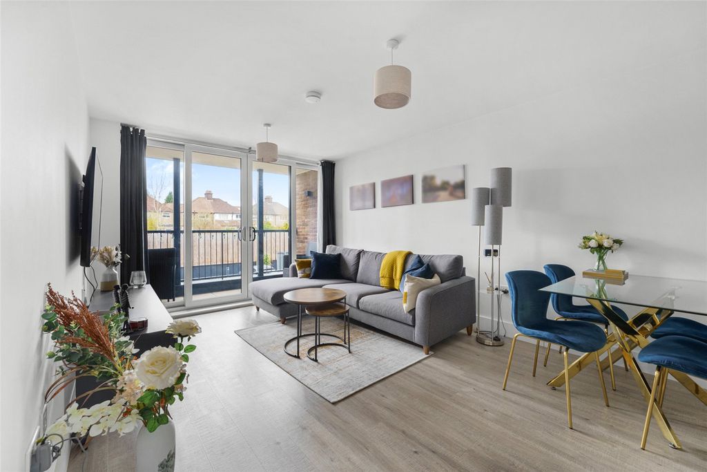 Property photo 2 of 17 Picture No. 02