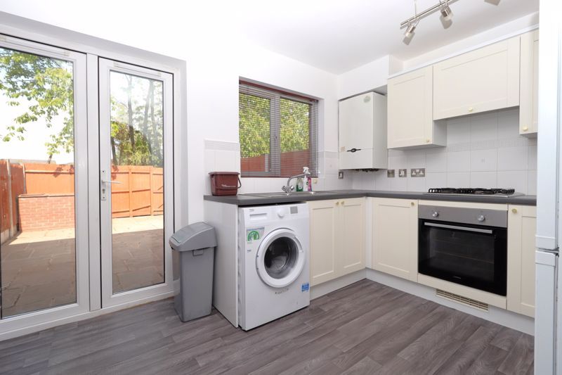 Property photo 2 of 18 Breakfast Kitchen