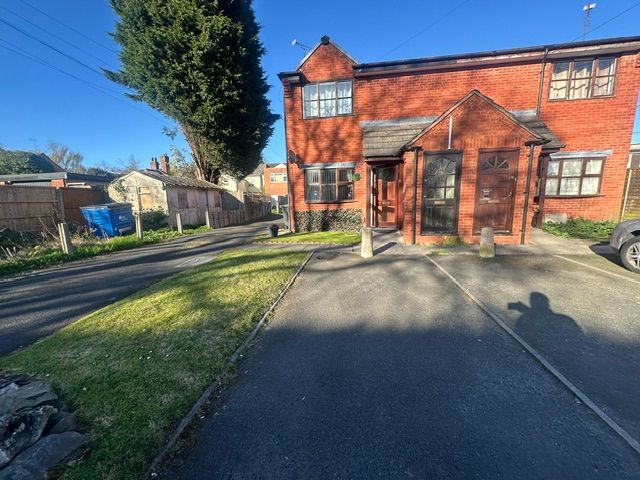 Property photo 1 of 5