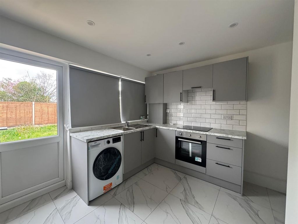 Property photo 3 of 8 Whatsapp Image 2026-04-20 At 14.40.55 (1).Jpeg