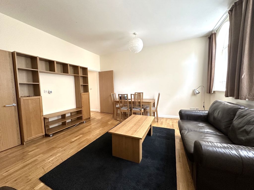 Property photo 3 of 22