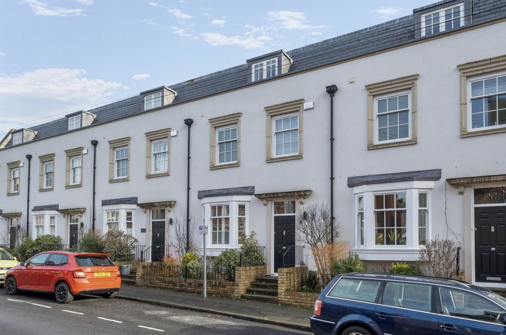 Property photo 1 of 14 1407060-1-697Ca20...