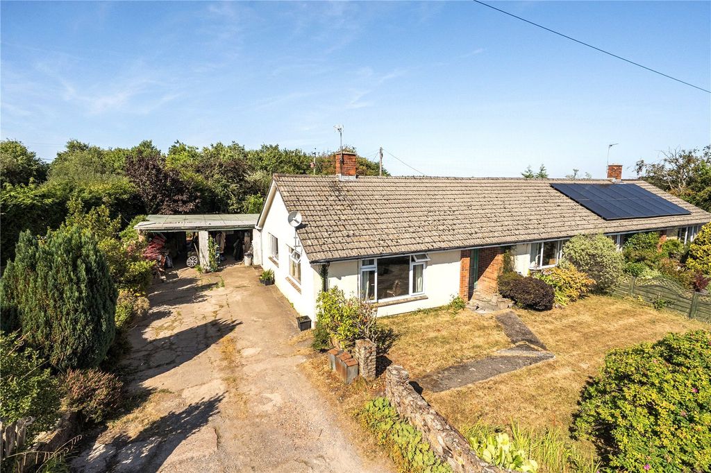 Property photo 2 of 29 Picture No. 02