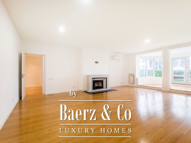 Property photo 3 of 42