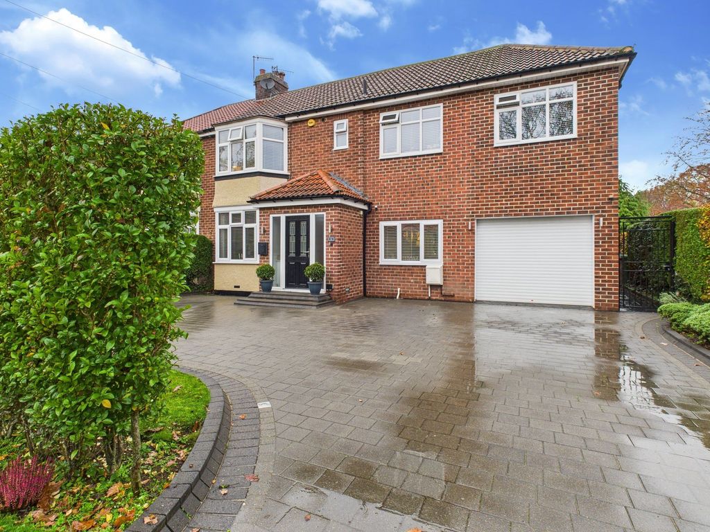 Property photo 1 of 22