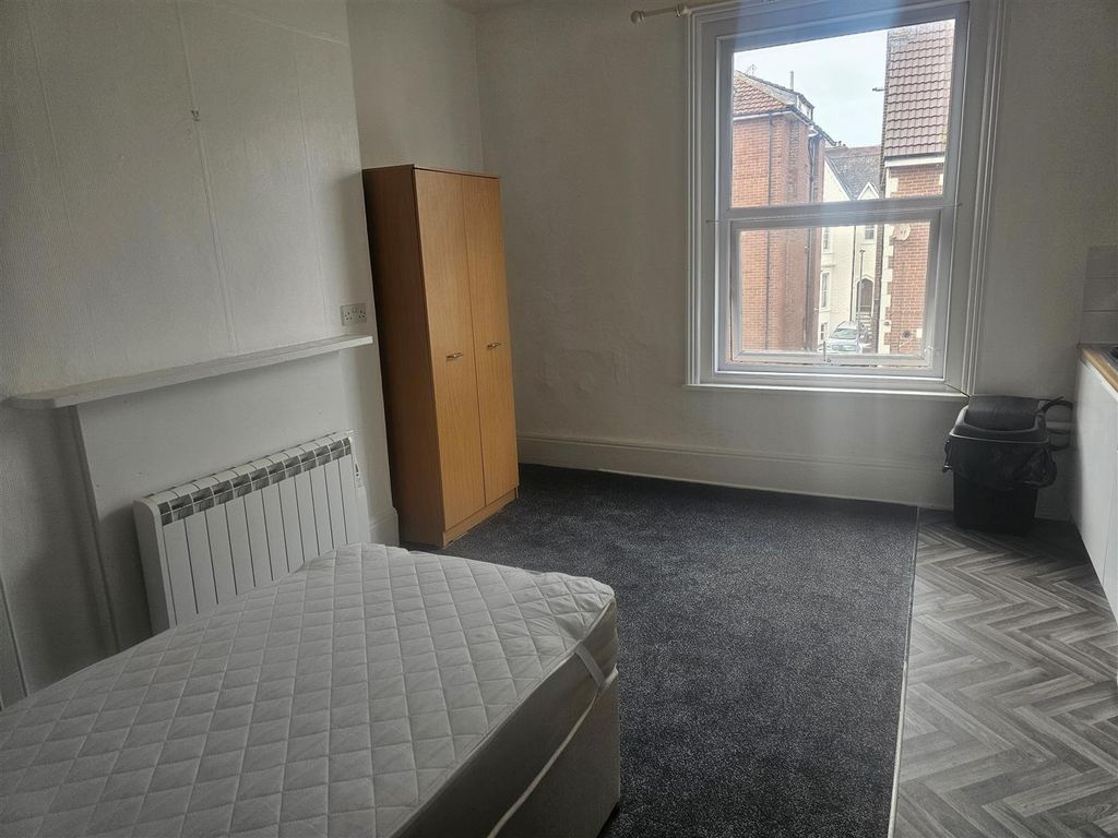 Property photo 3 of 4 T.Jpg