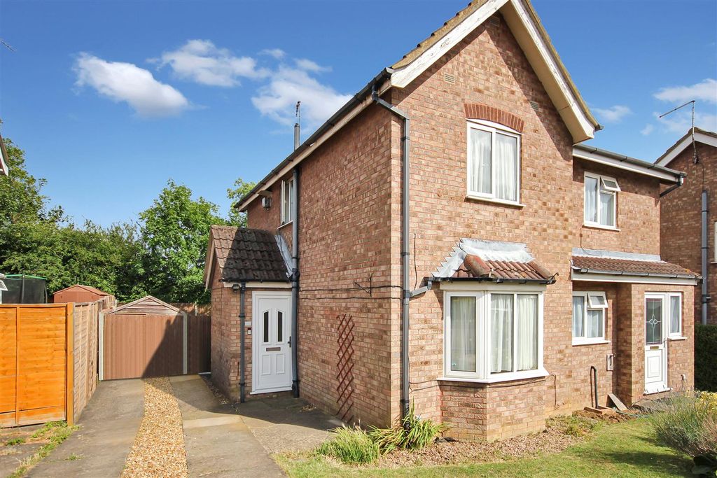 Property photo 1 of 9 Front 1.Jpg