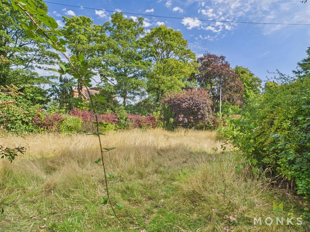 Property photo 3 of 6 Cam01520G0-Pr0249-Still004.Jpg
