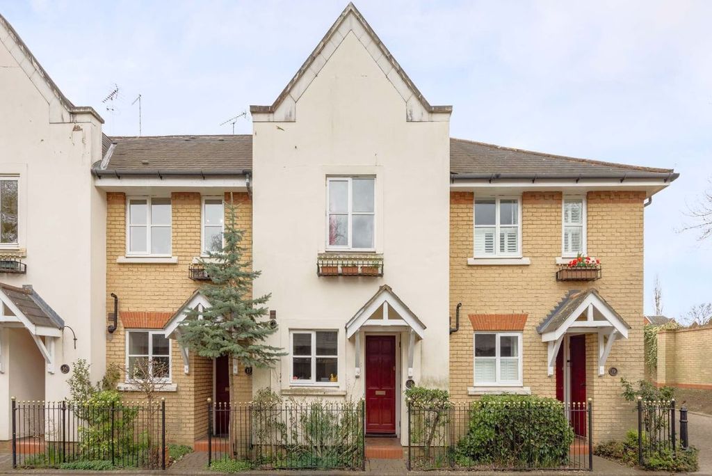 Property photo 3 of 14