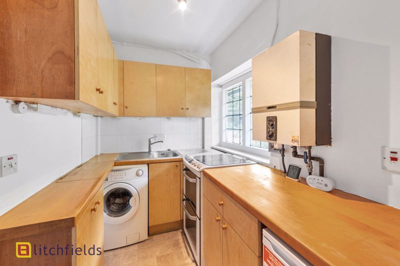 Property photo 3 of 10 Photo 8