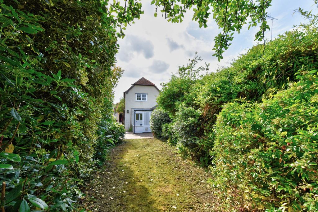 Property photo 3 of 18