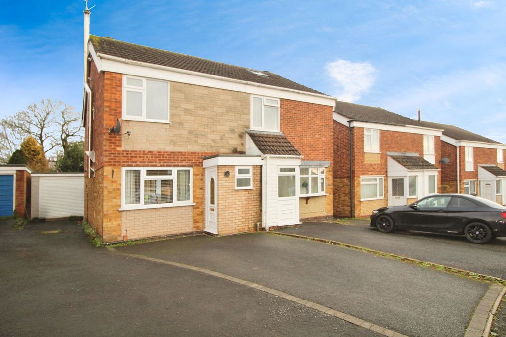 Property photo 1 of 27