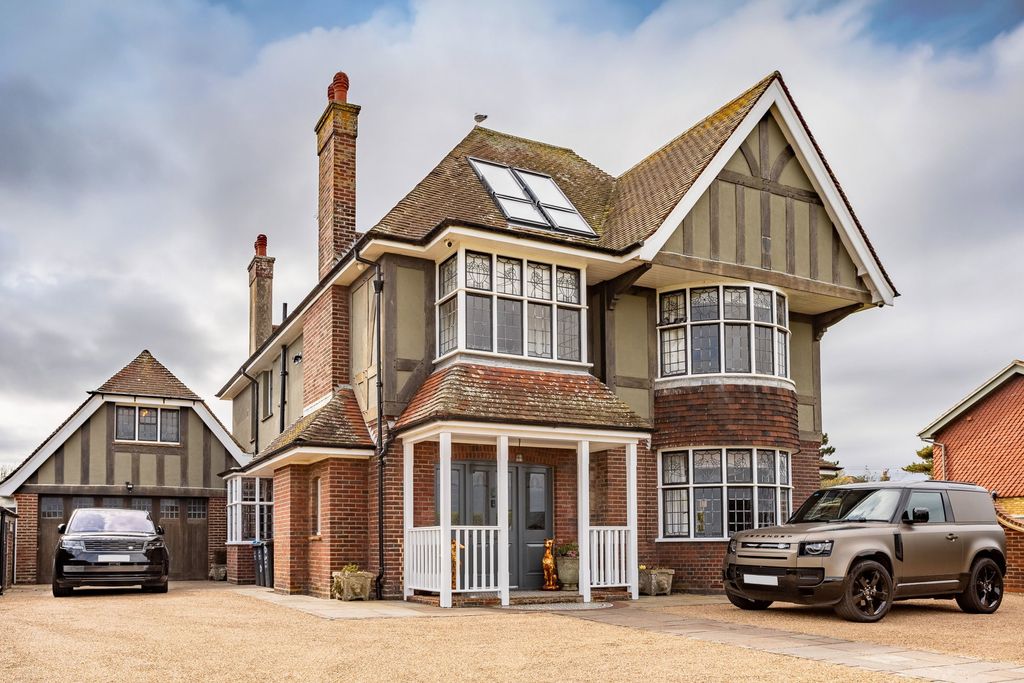 Property photo 1 of 55