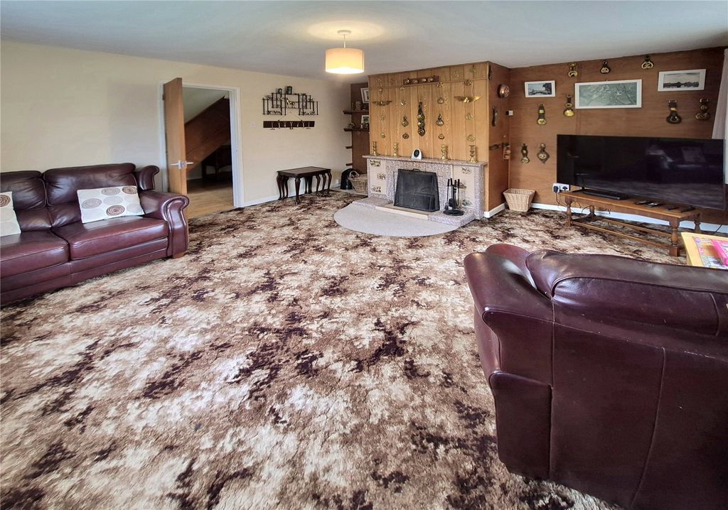 Property photo 3 of 13 Picture No. 31