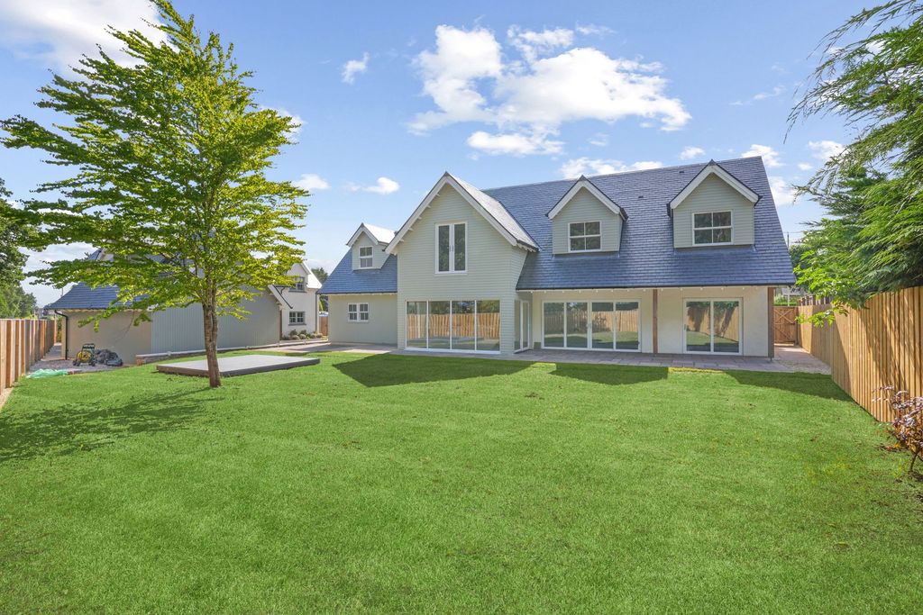 Property photo 1 of 7