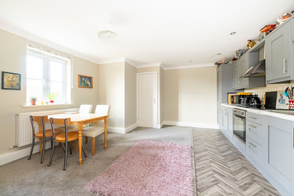 Property photo 2 of 14 Photo 5