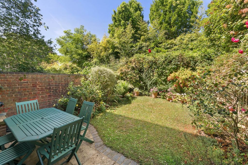 Property photo 1 of 15 Picture No. 10