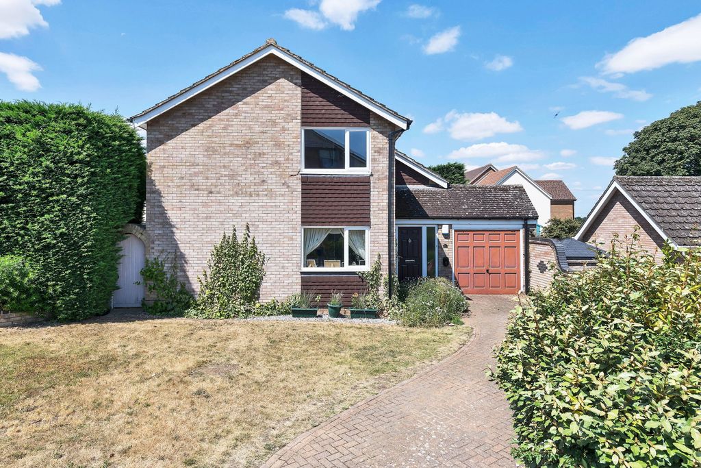 Property photo 1 of 23