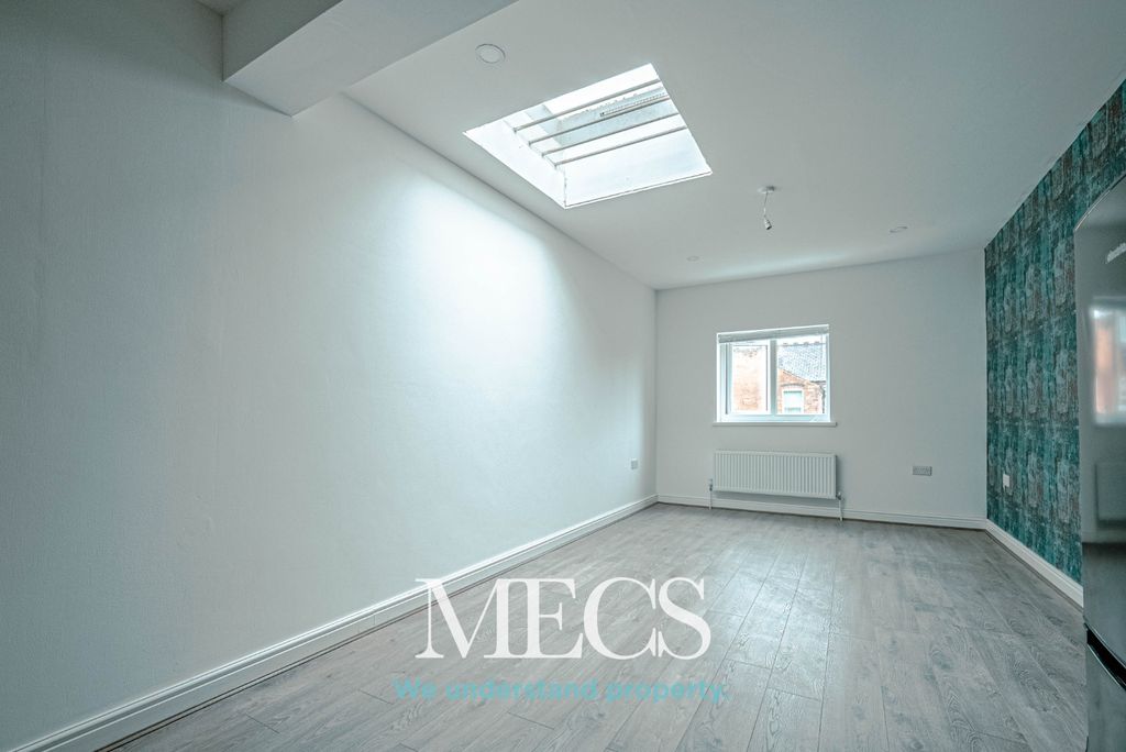 Property photo 2 of 5 3366851