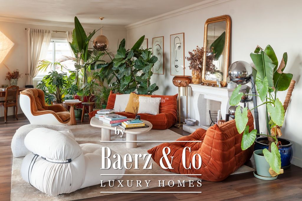 Property photo 2 of 34