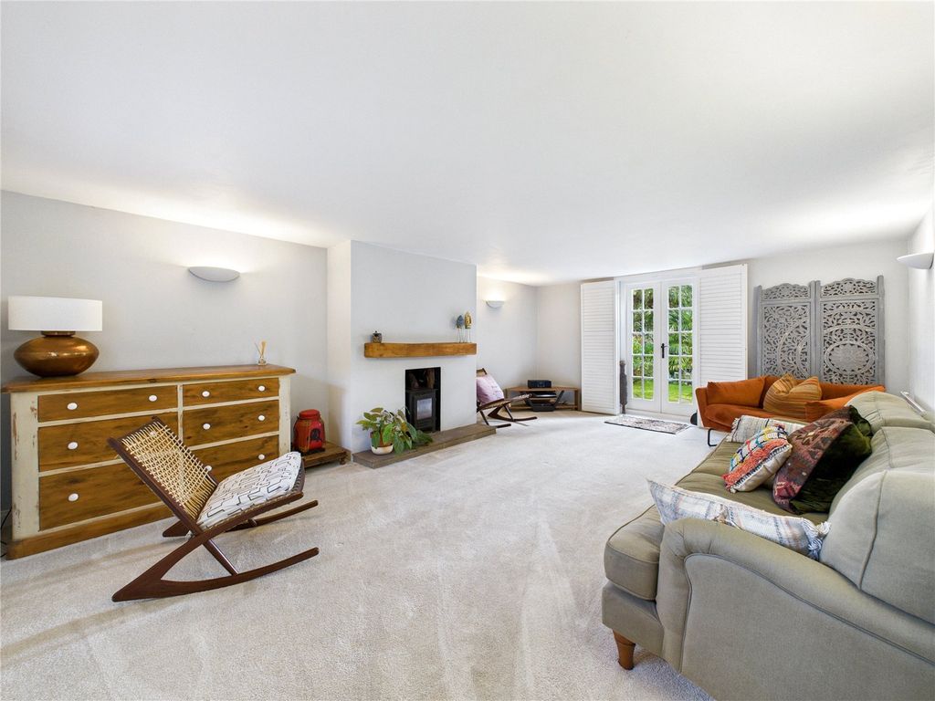 Property photo 3 of 27 Picture 3