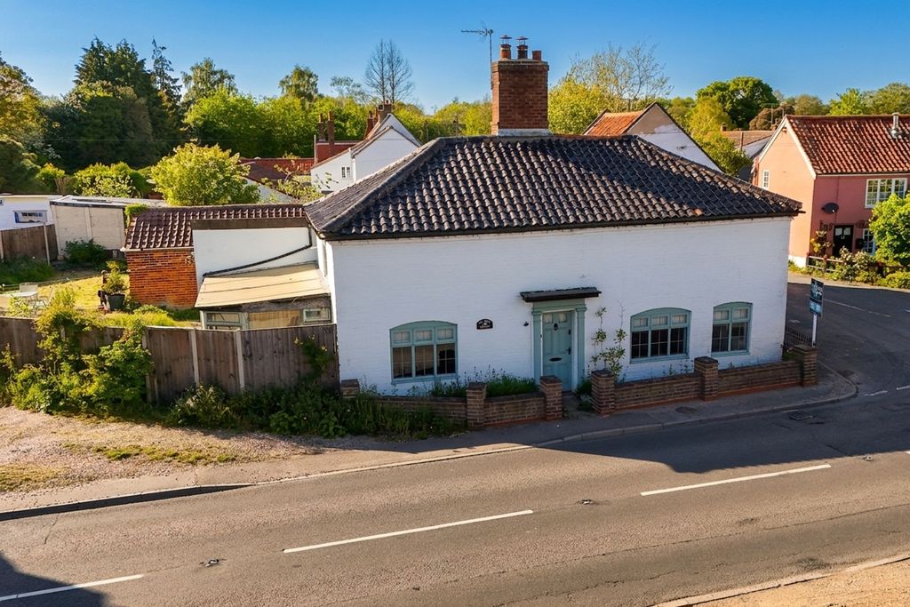 Property photo 1 of 25