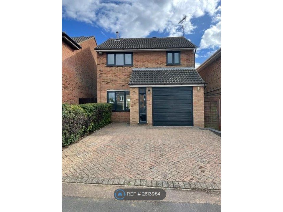 Property photo 2 of 25