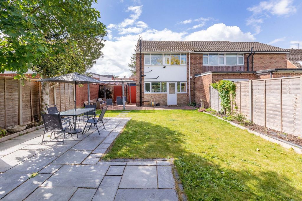 Property photo 2 of 14