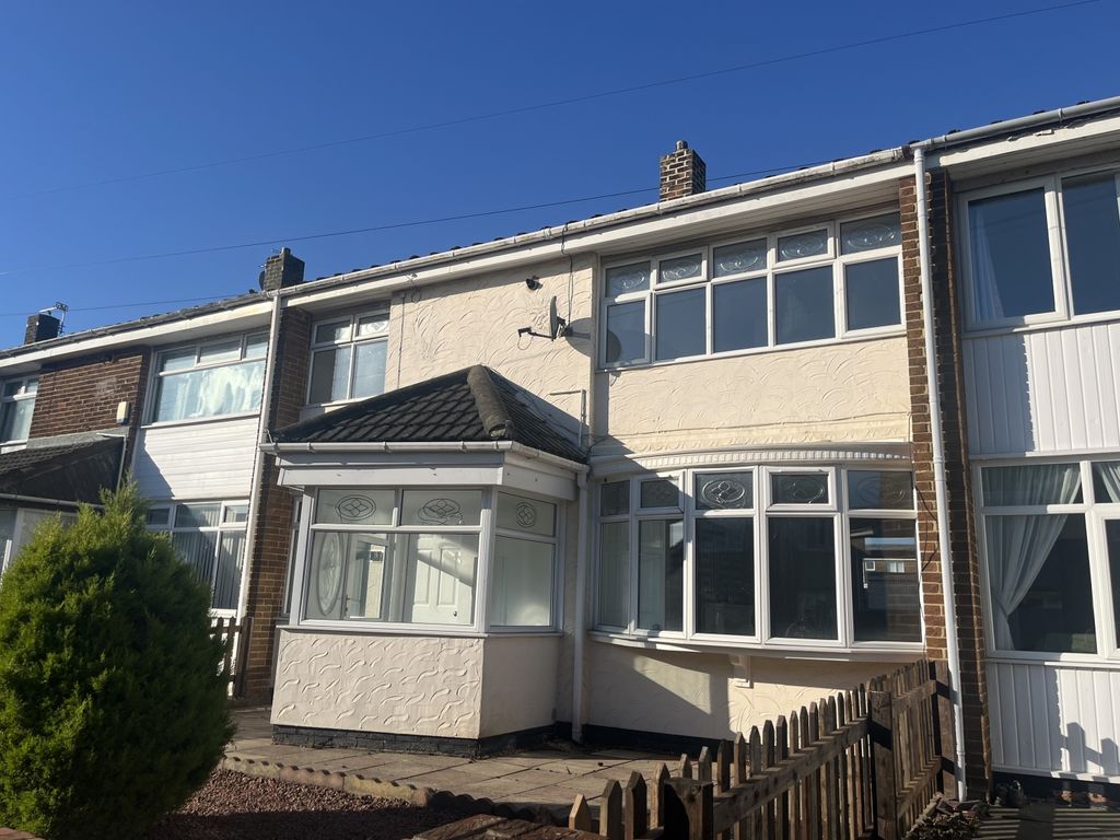 Property photo 1 of 9 8 Eddleston Walk 14.10 (2)