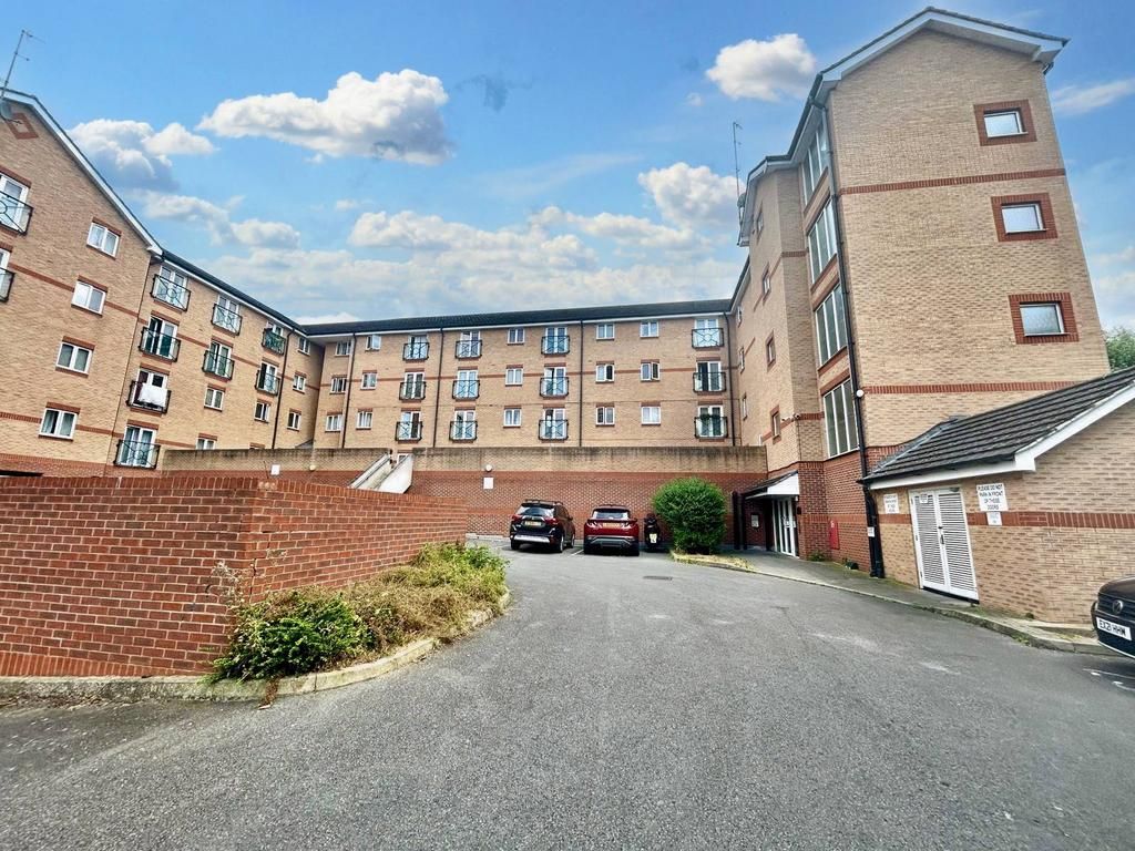 Property photo 1 of 9