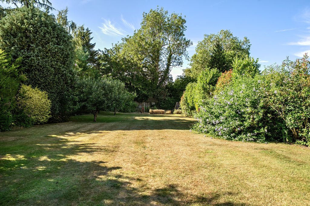 Property photo 3 of 19