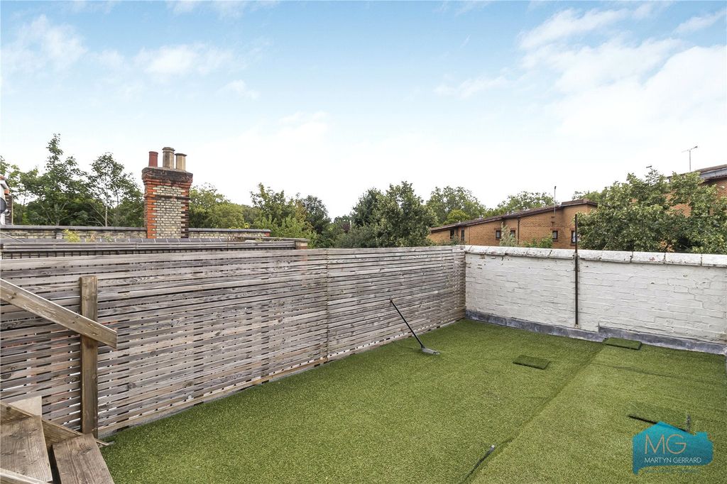Property photo 2 of 9 Picture No. 08