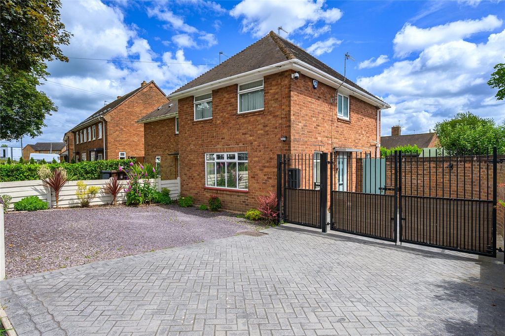 Property photo 1 of 28 Picture No. 05