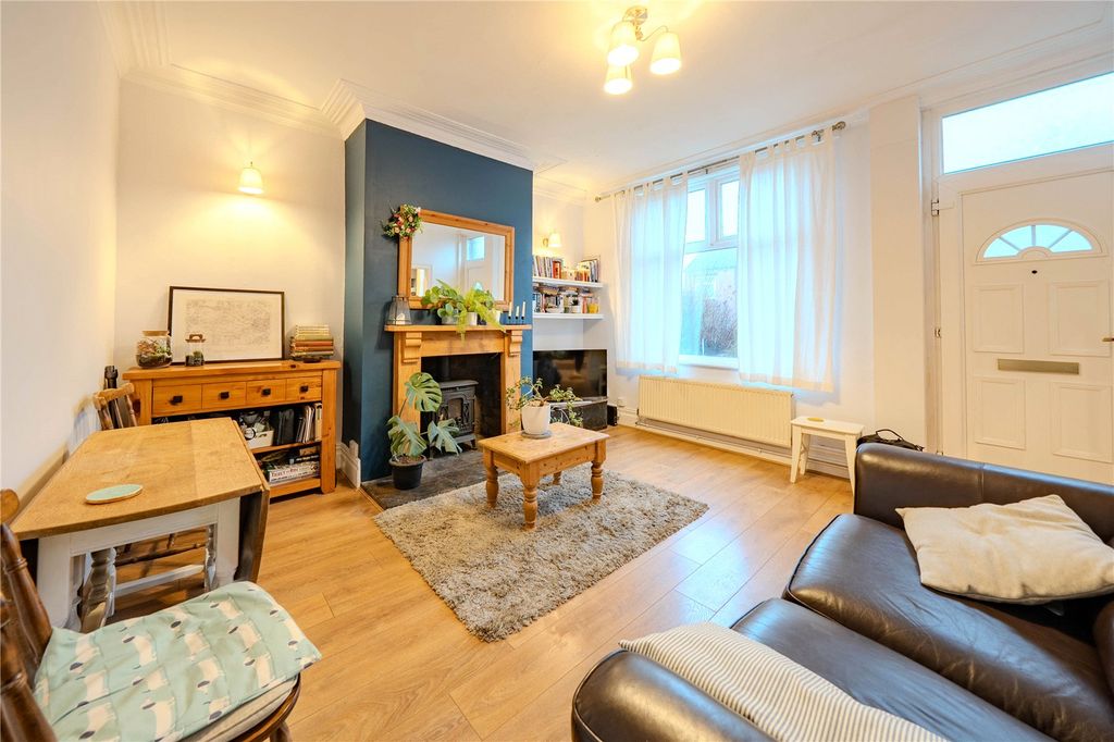 Property photo 2 of 19 Picture No. 05