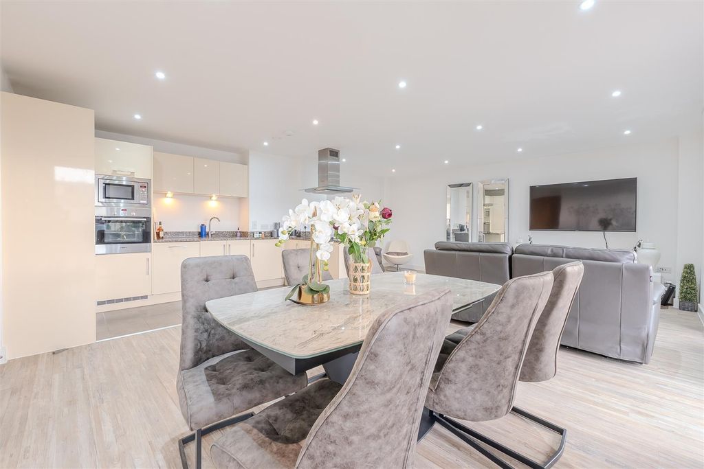 Property photo 2 of 17 148-Invicita-Bs1-5.Jpg