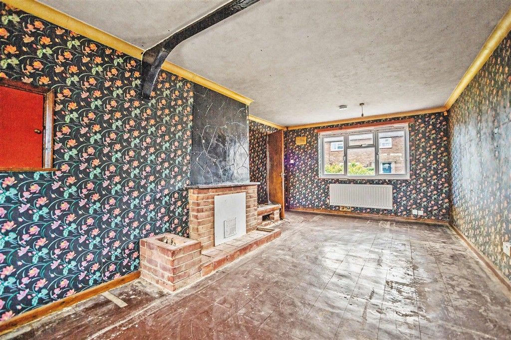 Property photo 3 of 5