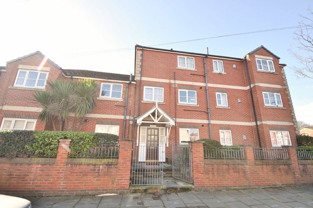 Property photo 1 of 23