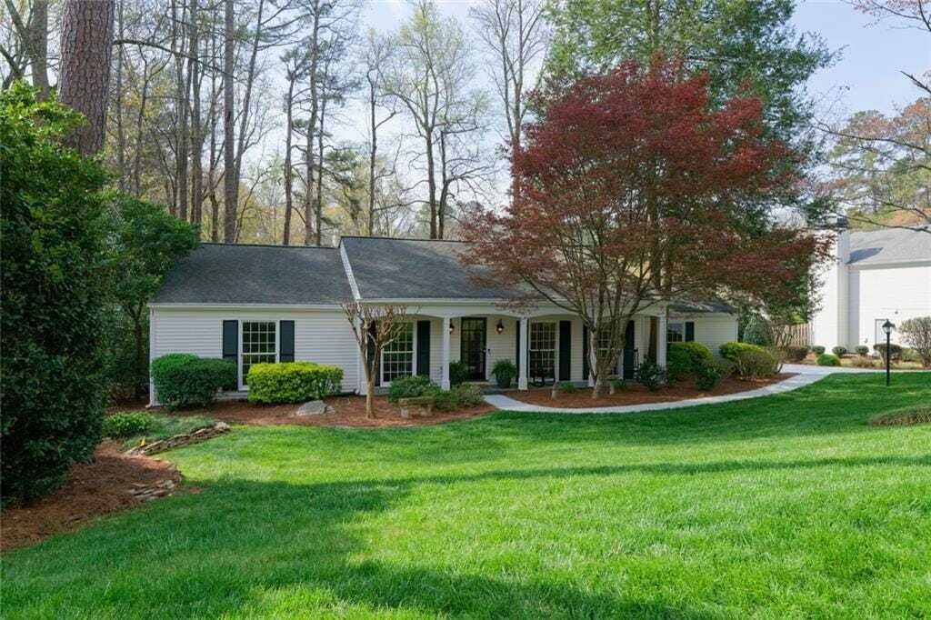 Property photo 1 of 31