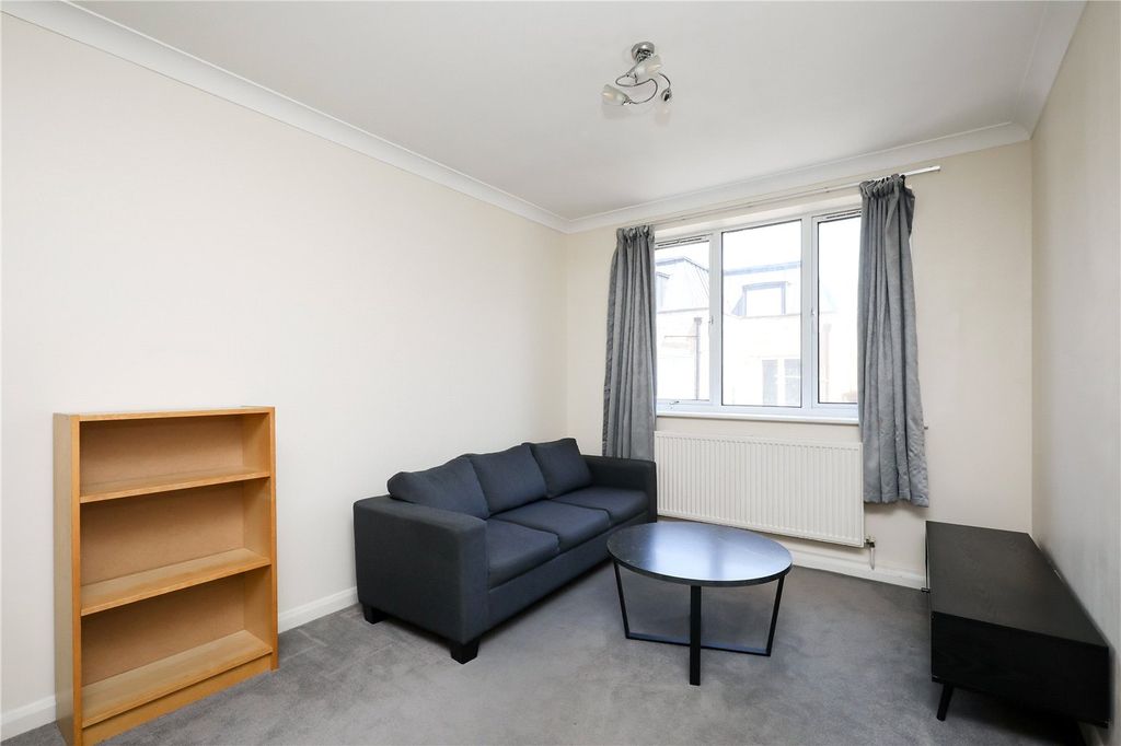 Property photo 2 of 8 Picture No. 07