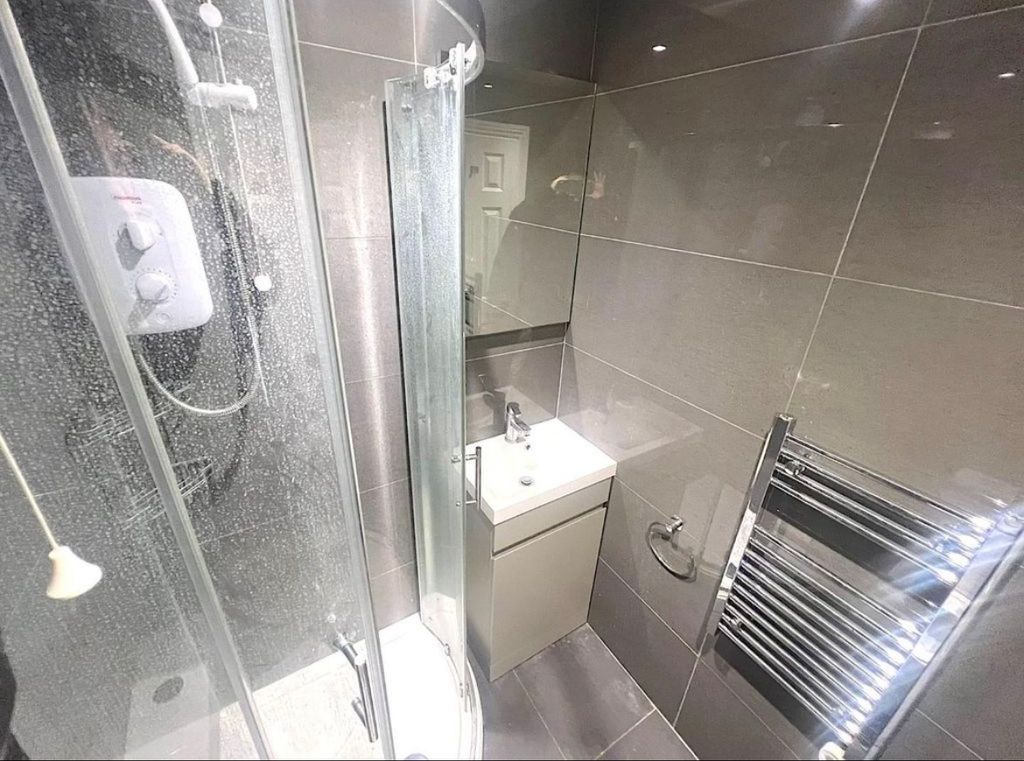 Property photo 3 of 3