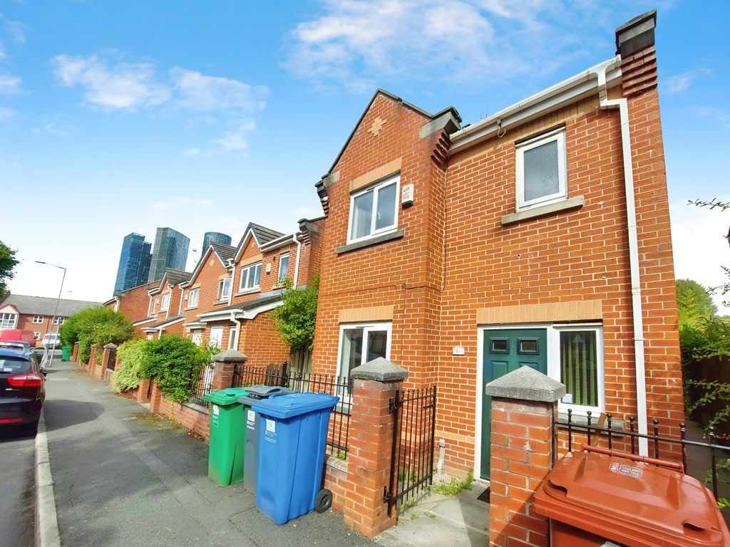 Property photo 1 of 23 Picture No. 05