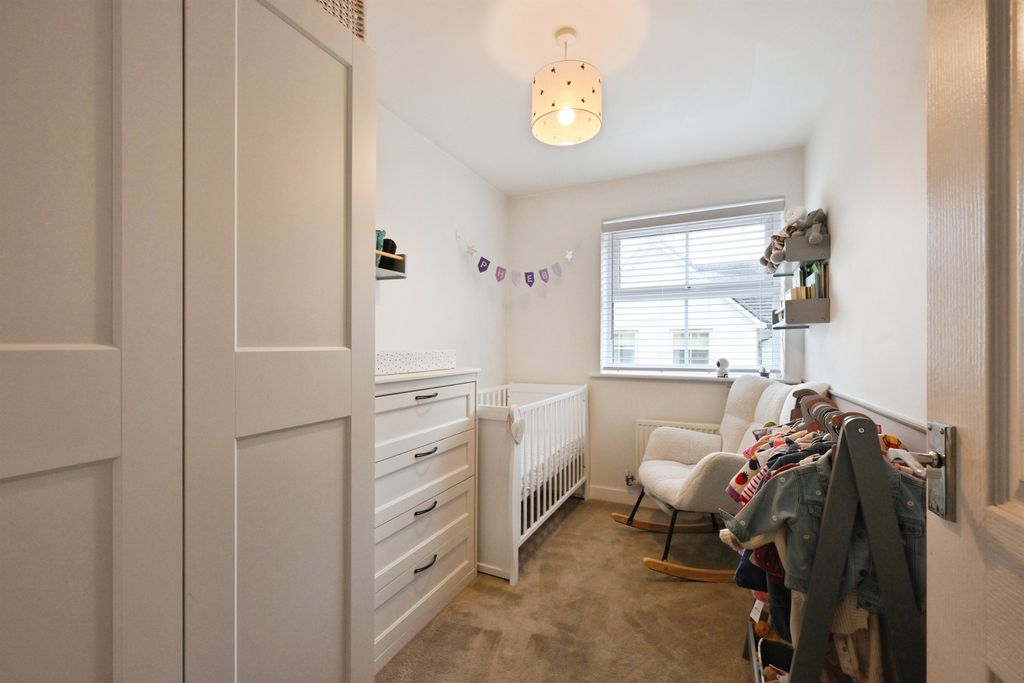 Property photo 3 of 22