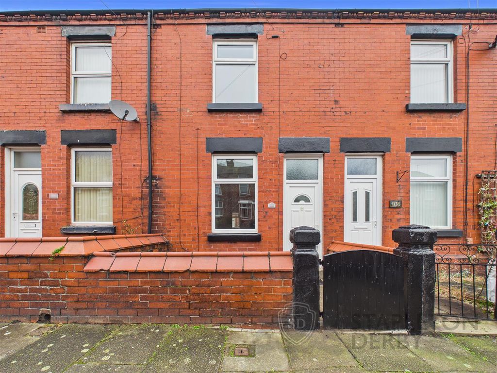 Property photo 1 of 12 Cam04709G0-Pr0318-Still001.Jpg