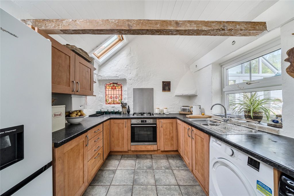 Property photo 2 of 19 Picture No. 06